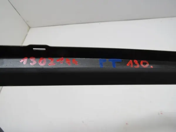 OEM 1302144 Oikea Takaoven Lista Volvo V60/S60 image 5