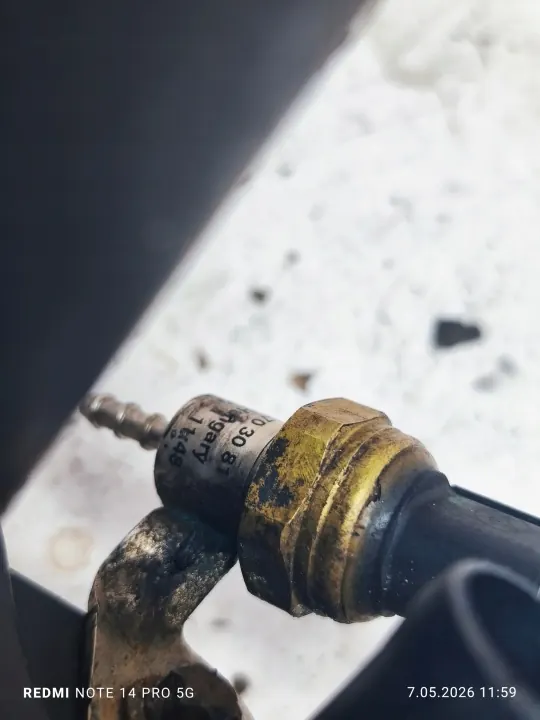 Soporte filtro combustible A6510703081 Clase E W212 09-13 image 3