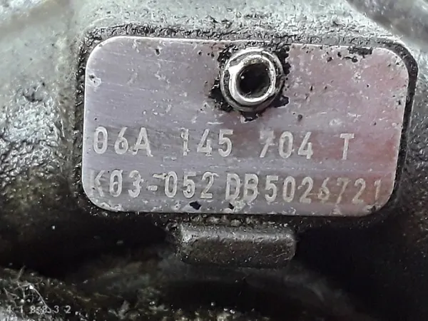 Turbocompresor Audi TT usado OEM 06A145704T image 8