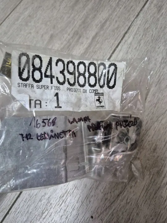OEM 84398800 Rechter Frontscheinwerfer für Ferrari F12 image 3
