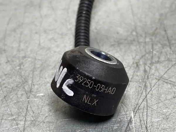 Sensor de batida Hyundai OEM FBZ16834 - Usado image 3
