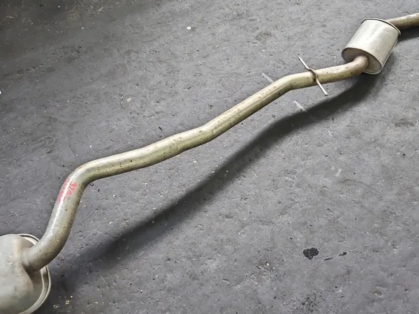 Silenciador BMW OEM 2246932 3413073 para X3 E83 2.0D image 9