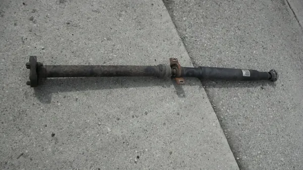 MERCEDES R W251 Bakre Drivaxel Lång A2514102102 image 6