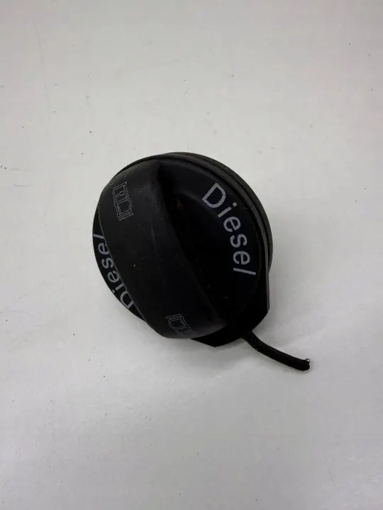 Tampa de combustível OEM 3C0201553K para Audi Q3 Q7 A4 A5 A6 C7 Diesel image 2