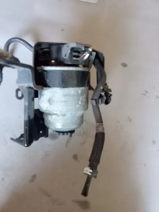 Toyota Verso 1.6 D-4D Base Filtro Combustible 14-18 image 3