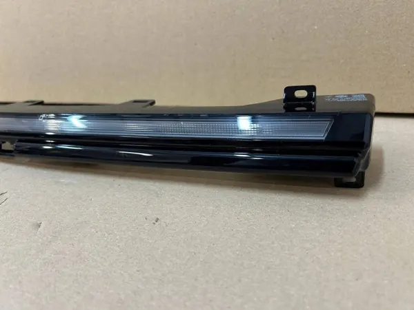 OEM 5H0941654E Rejilla Derecha LED DRL para VW Golf VIII image 3