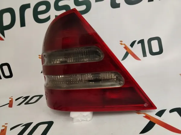 Linker achterlicht Mercedes-Benz C-Klasse A2038201964 image 3