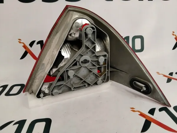 Linker achterlicht Mercedes-Benz C-Klasse A2038201964 image 4