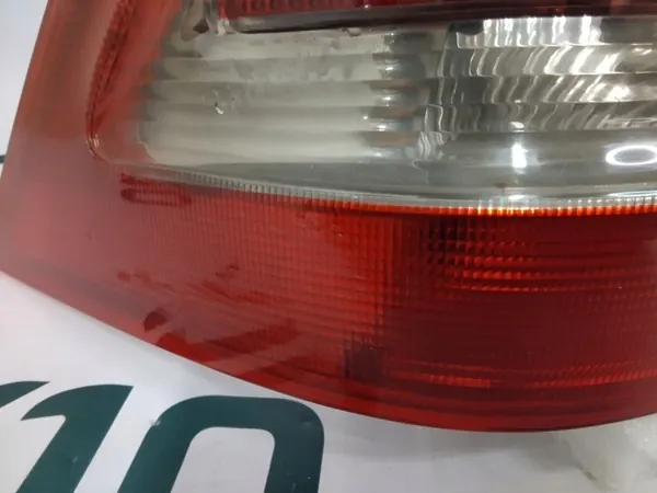 Linker achterlicht Mercedes-Benz C-Klasse A2038201964 image 5