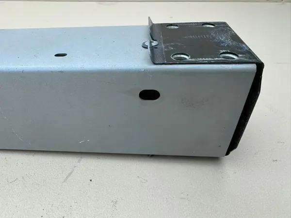 Tesla Model Y Vänster Krockzon OEM 1487461-00-D image 8