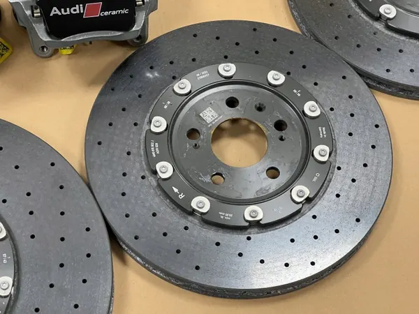 Pinças e discos OEM 4K0615301AD para Audi RS7/RS6 C8 image 4