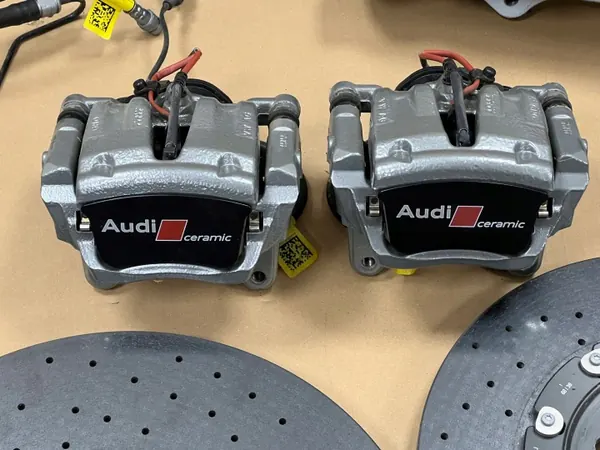 Pinças e discos OEM 4K0615301AD para Audi RS7/RS6 C8 image 6