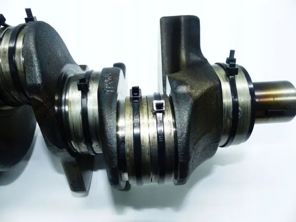 BMW OEM 7792624 Kampiakseli 745d 4.4 D V8:lle image 6