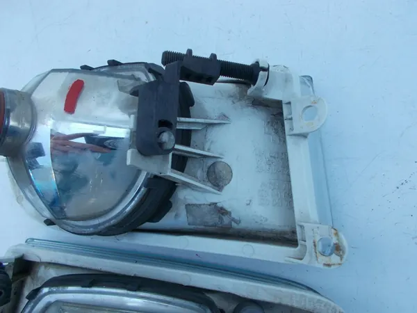 Farol de Neblina Skoda Octavia II 1Z OE 1Z0941699 image 8