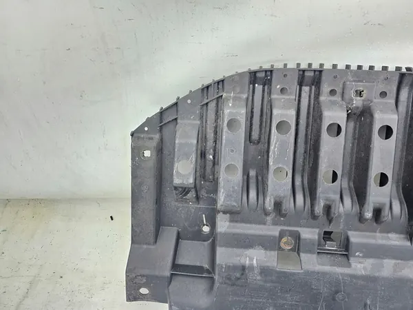 Protection de pare-chocs avant Toyota Avensis T27 2009-2015 OEM image 5