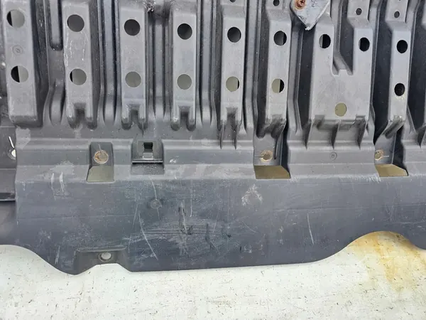 Protection de pare-chocs avant Toyota Avensis T27 2009-2015 OEM image 6