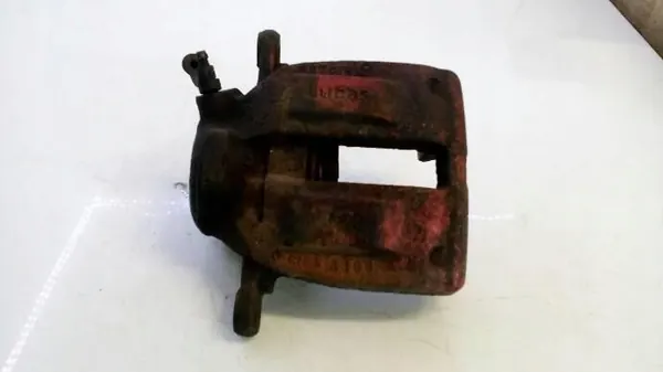Käytetty oikea etujarrusatula OEM 0 Mercedes image 7