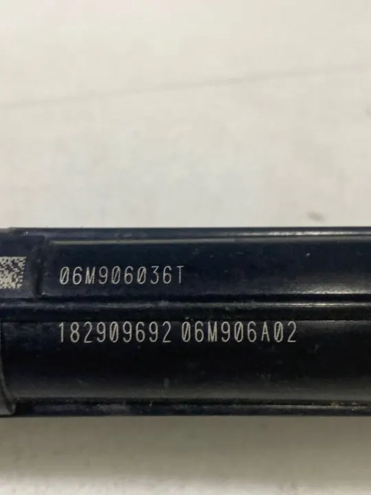 Iniettore carburante Audi Q7 4L 06M906036T image 5