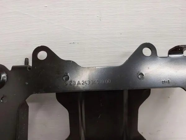 Mercedes-Benz EQA 2021 chassidel OEM A2433451900 image 3