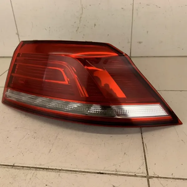 Luz trasera derecha VW PASSAT B8 3G SEDAN 2016 image 3