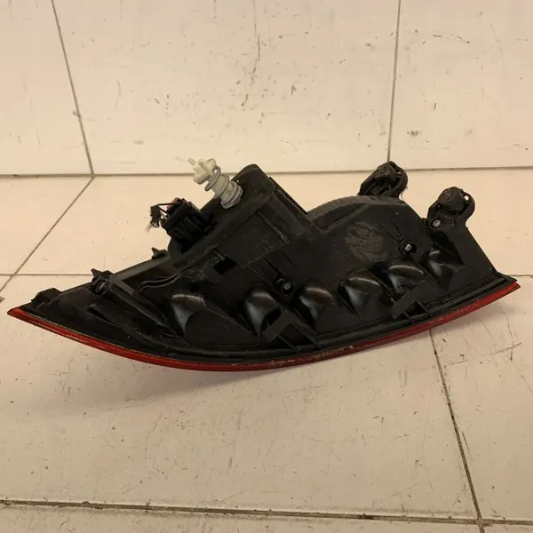 Luz trasera derecha VW PASSAT B8 3G SEDAN 2016 image 6