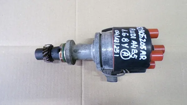 AUDI A4 B5 1.6 8V Unité d'Allumage 050905205AR image 2