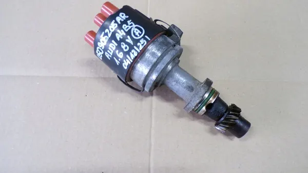 AUDI A4 B5 1.6 8V Unité d'Allumage 050905205AR image 5