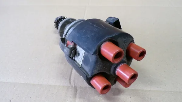 AUDI A4 B5 1.6 8V Unité d'Allumage 050905205AR image 6