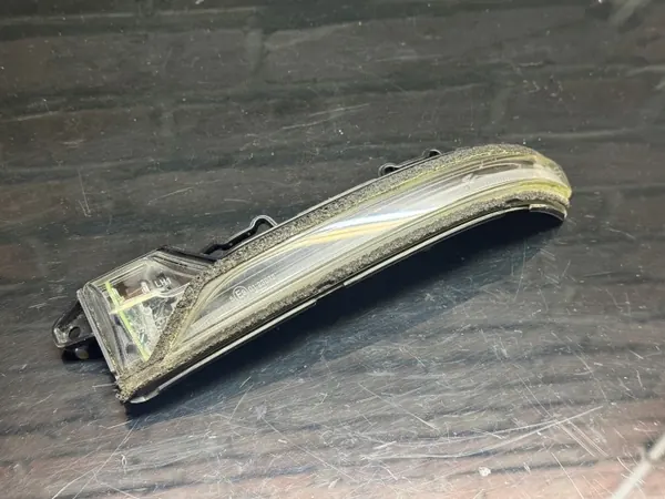 Indicador Espelho Esquerdo Hyundai I20 OEM 30182101 image 2