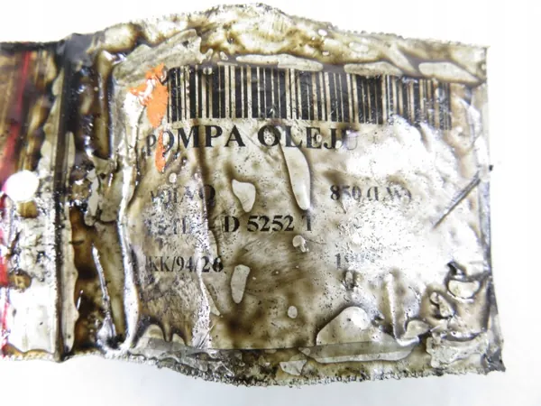 Bomba de aceite usada OEM 074115109B para VW Transporter IV image 6