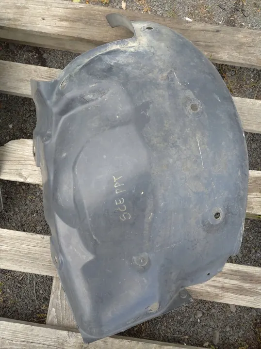 Front Right Wheel Arch Renault Scenic II 8200430600 image 3