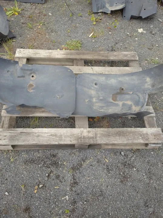 Front Right Wheel Arch Renault Scenic II 8200430600 image 6