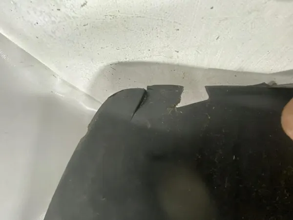 MERCEDES A-KLASA W169 PARAFANGO ANTERIORE SINISTRO image 3