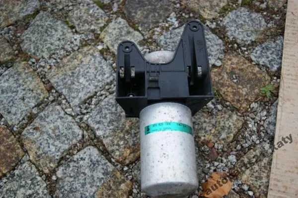 Trockner OEM 8E0260707AP für Audi A4 B6, A4 Cabrio image 3