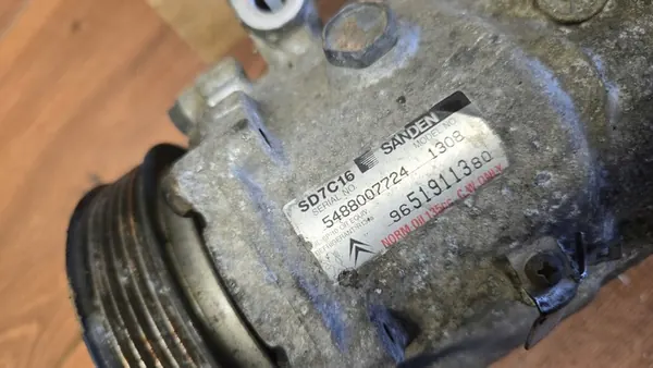 Compresseur de Climatisation Citroen C4 Peugeot 307 308 image 2