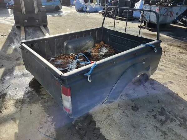 Painel Lateral de Carga Nissan Navara D22 OEM image 5