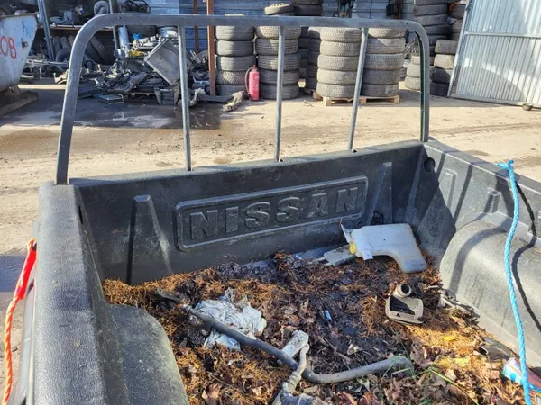 Painel Lateral de Carga Nissan Navara D22 OEM image 8