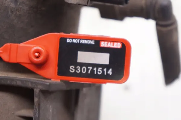Bränslefilterhus OEM 08621340 för Volvo S40/V50/C30/C70 image 6