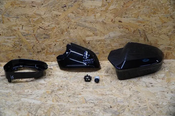 OEM 5A47225 vasen peilin kansi kameralla BMW 5 G60 image 2