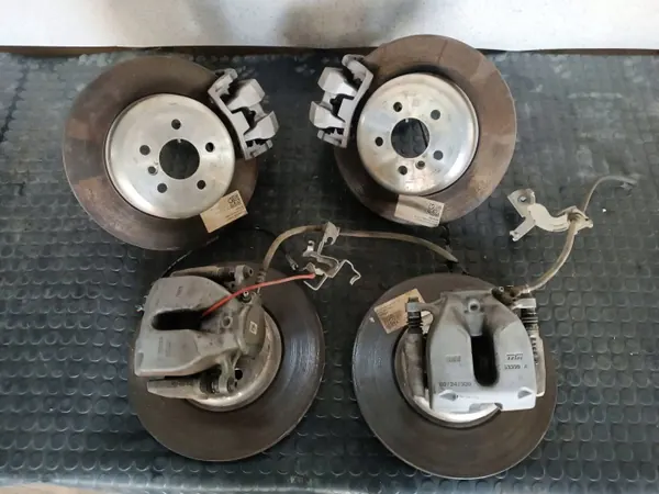 Bromsoklar Fram & Bak BMW 3 G20 G21 Zaciski image 2