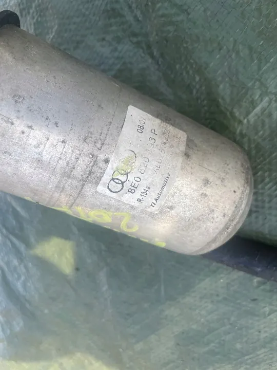 AUDI A4 B7 2.0 TFSI Ilmastointiputki image 2