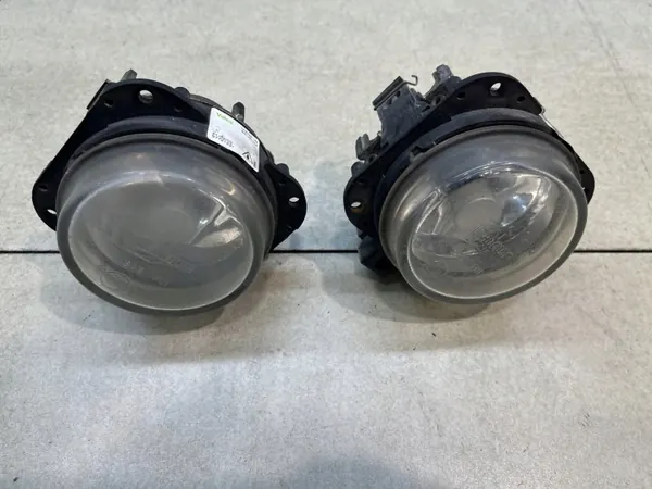 Gebrauchter Halogenscheinwerfer-Satz Vorne Mazda MPV 2.0 D image 2