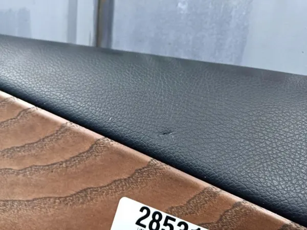 Mercedes-Benz W213 Höger Framdörrsklädsel OEM image 5