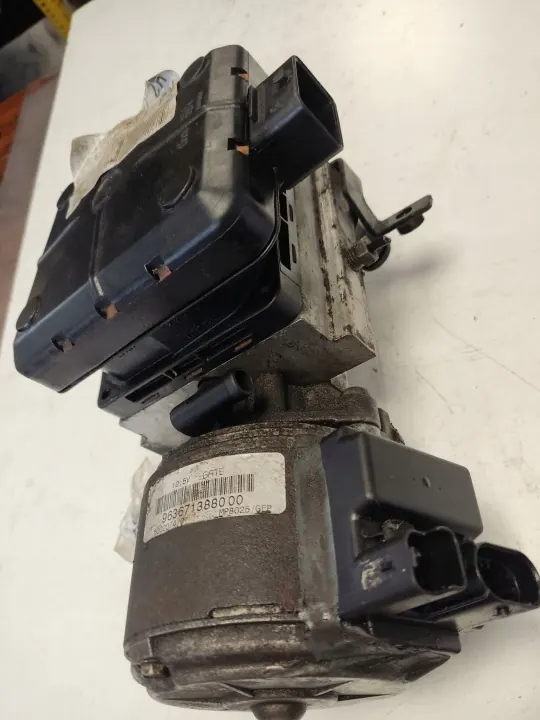 Hydraulik-Federungspumpe CITROEN C5 I OEM 9636713880 image 2