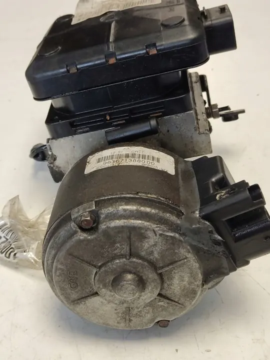 Hydraulik-Federungspumpe CITROEN C5 I OEM 9636713880 image 8