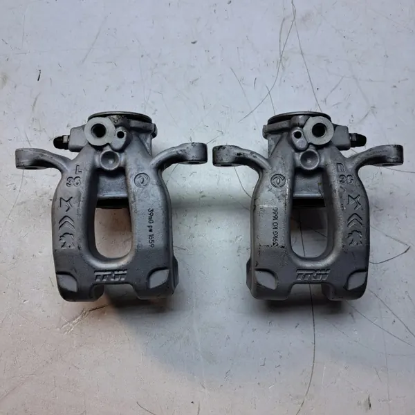 PEUGEOT 2008 II bakre bromsok OM777A OM779A set image 3