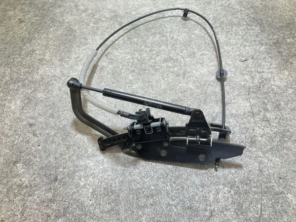 BMW OEM 51285310 Oikea takaluukun aktuaattori image 3