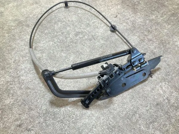 BMW OEM 51285310 Oikea takaluukun aktuaattori image 4