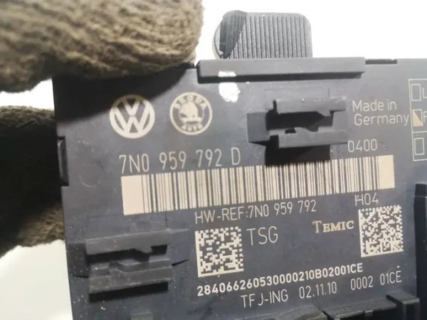 OEM 7N0959792D deurregelmodule voor VW Sharan image 3