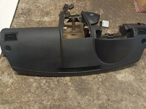 Salpicadero Ford Mondeo Mk3 OEM Deska mondeo image 3